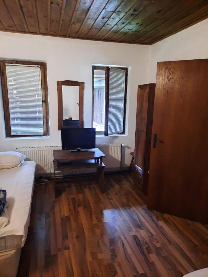 Hotel Комплекс Валера Gabarevo Esterno foto