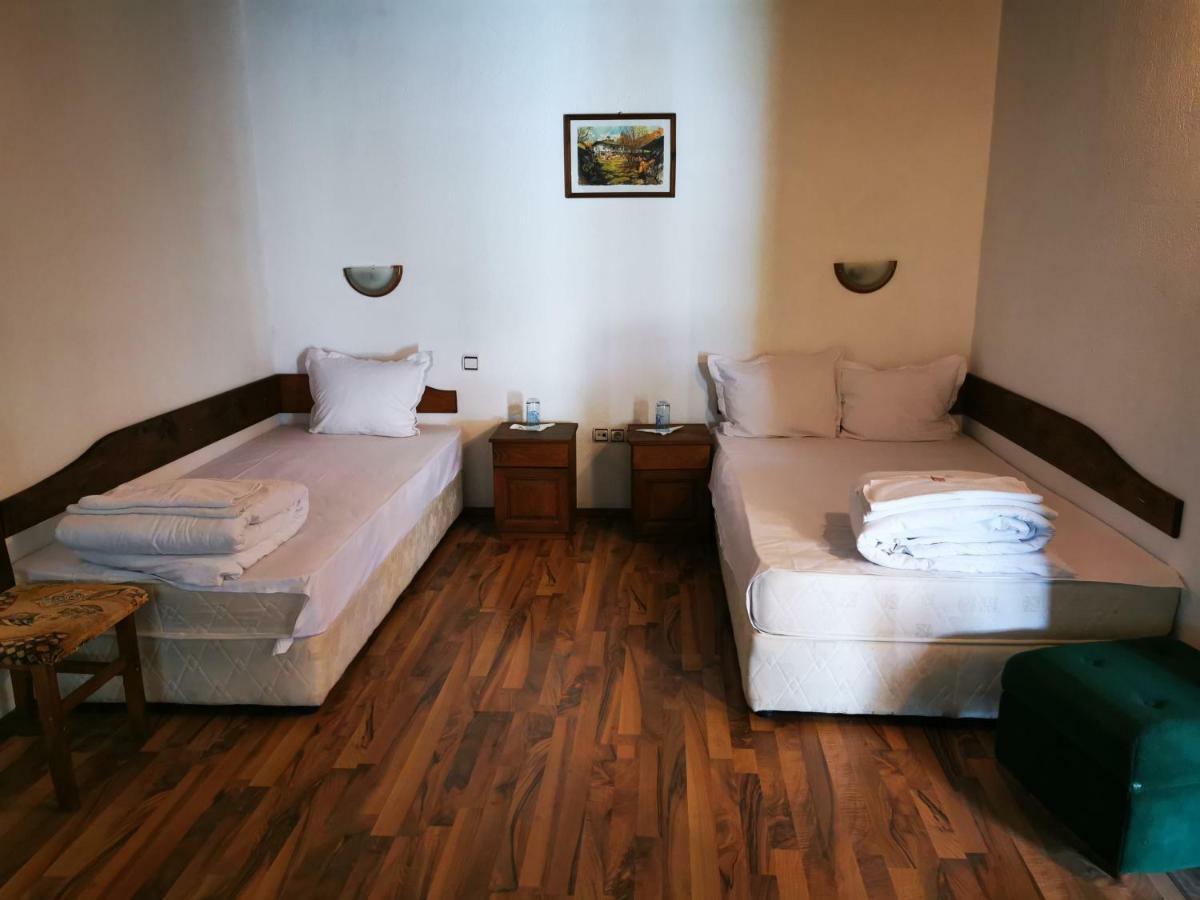 Hotel Комплекс Валера Gabarevo Esterno foto