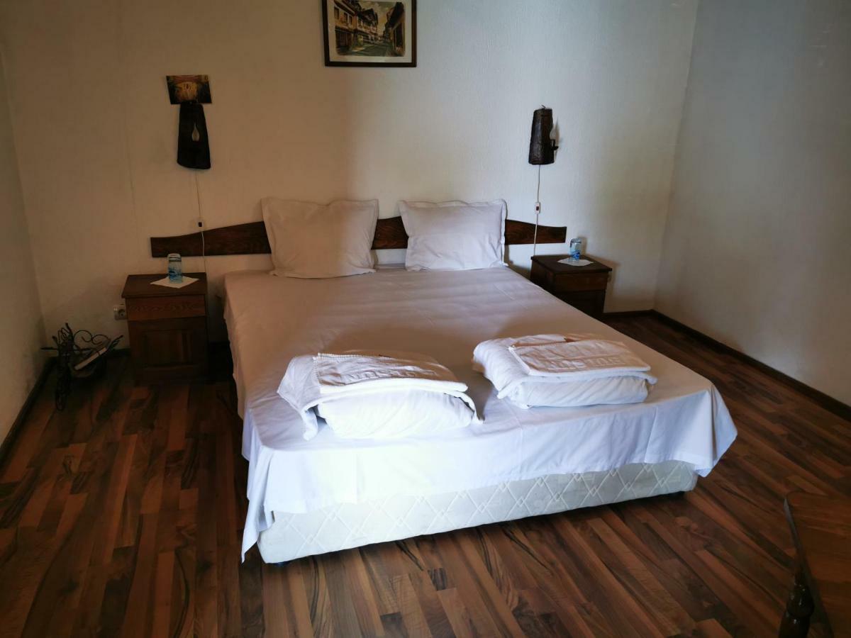 Hotel Комплекс Валера Gabarevo Esterno foto